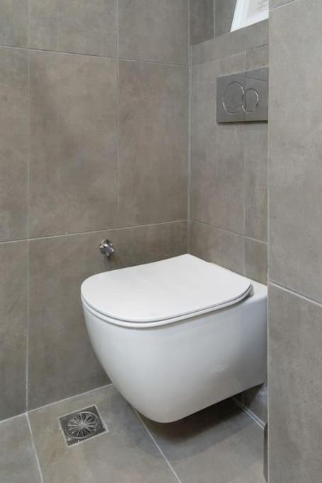 Modernised Athenian Apartment /W 2Br & 2Ba Eksteriør bilde