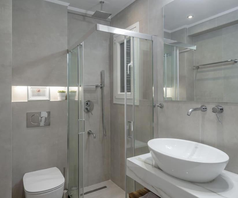 Modernised Athenian Apartment /W 2Br & 2Ba Eksteriør bilde